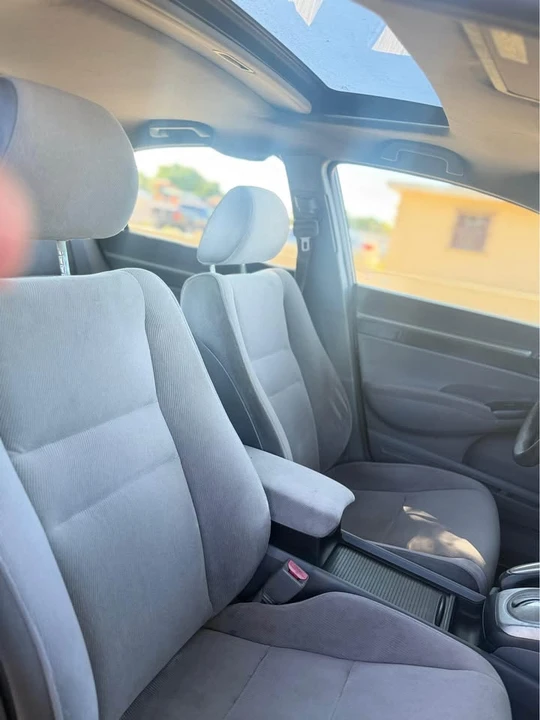 2008 Honda Civic 8th Gen - Image 11 of 13