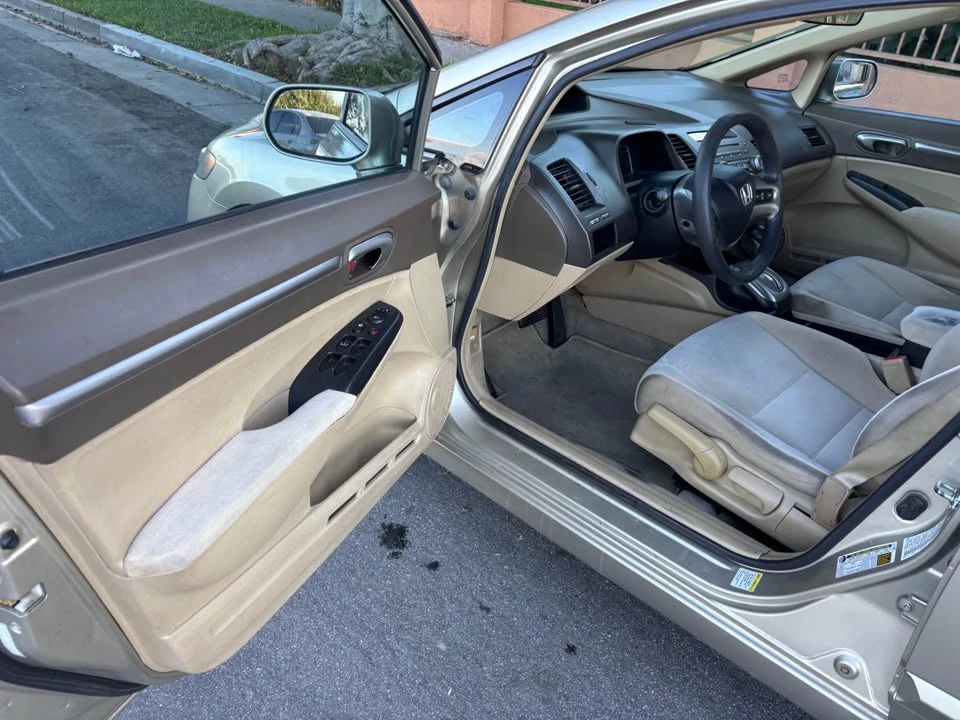 2008 Honda Civic 8th Gen - Image 10 of 18