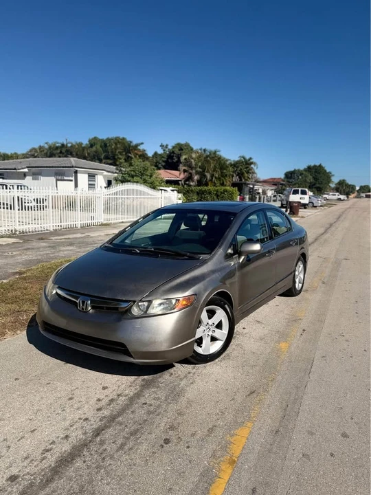 2008 Honda Civic 8th Gen - Image 3 of 13