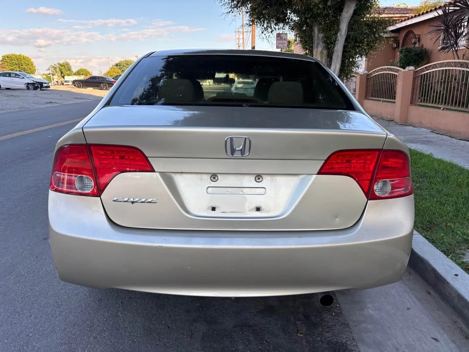 2008 Honda Civic 8th Gen - Image 9 of 18