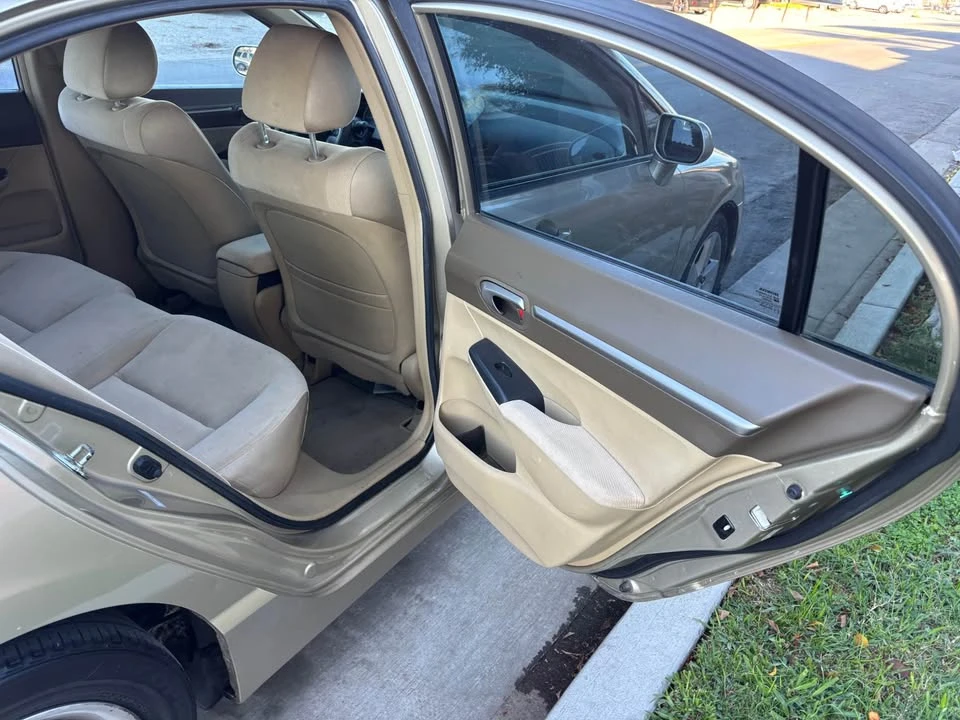 2008 Honda Civic 8th Gen - Image 16 of 18