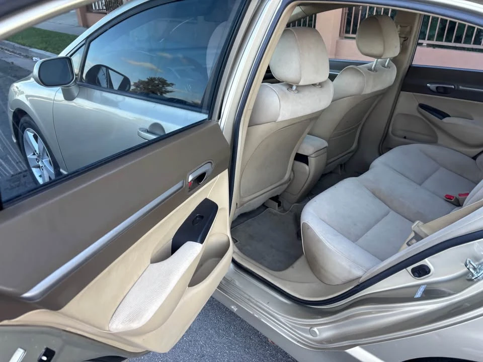 2008 Honda Civic 8th Gen - Image 12 of 18