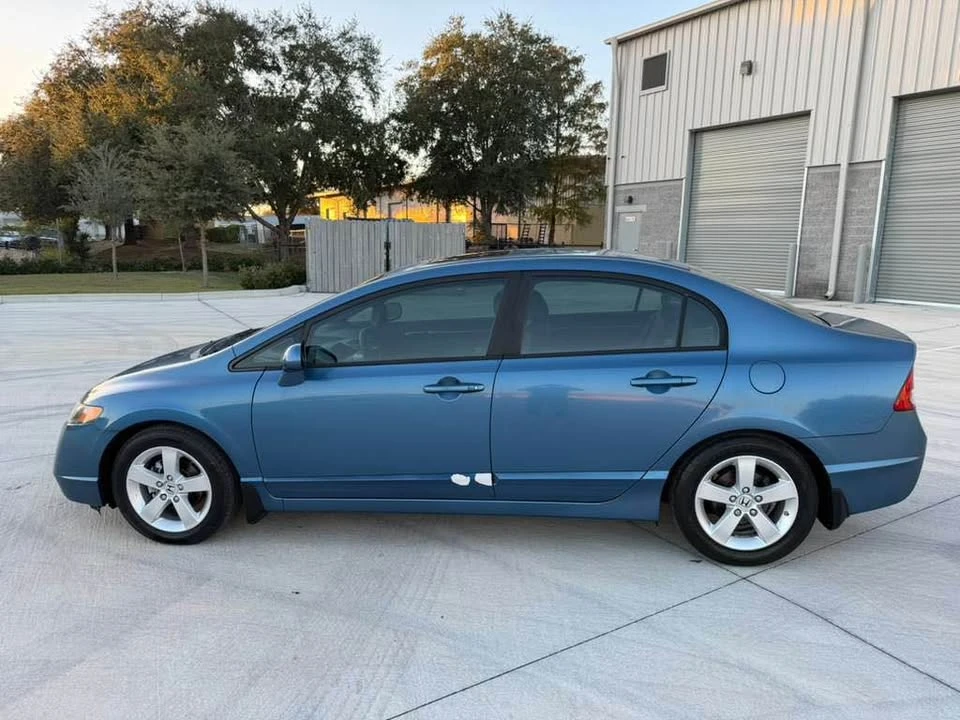 2008 Honda Civic 8th Gen - Image 7 of 13