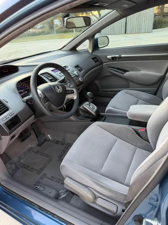 2008 Honda Civic 8th Gen - Image 3 of 13