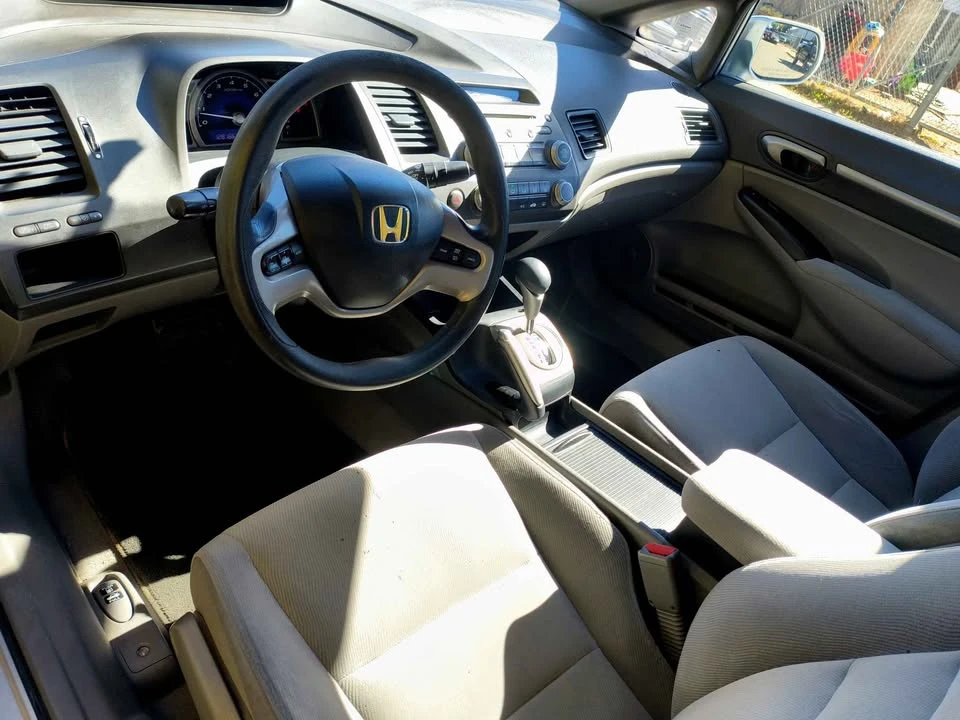 2008 Honda Civic 8th Gen - Image 6 of 8