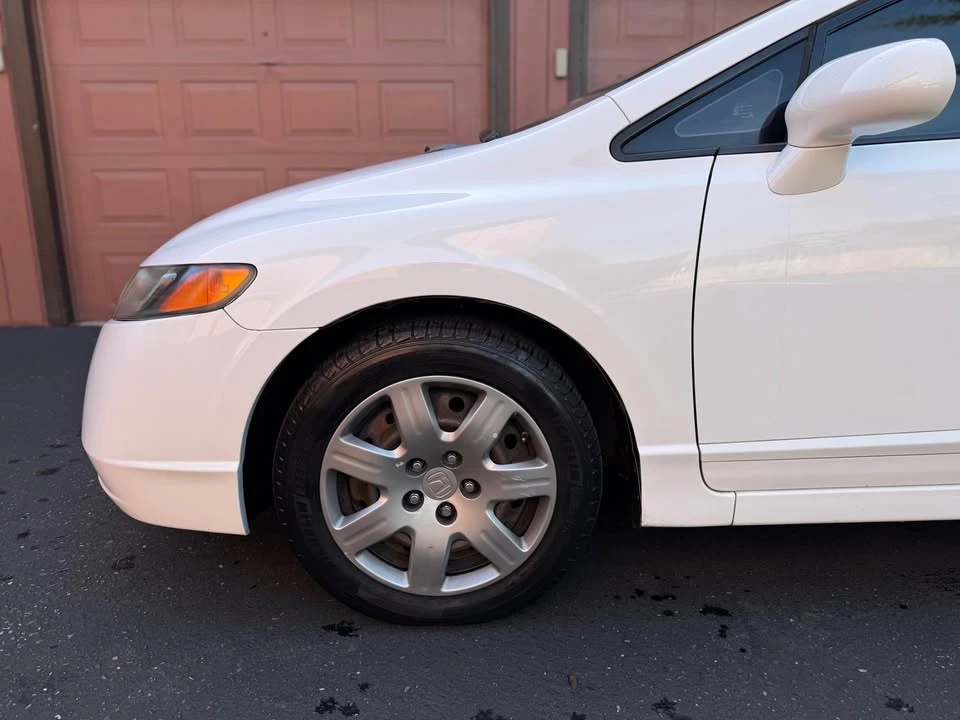 2008 Honda Civic 8th Gen - Image 4 of 20