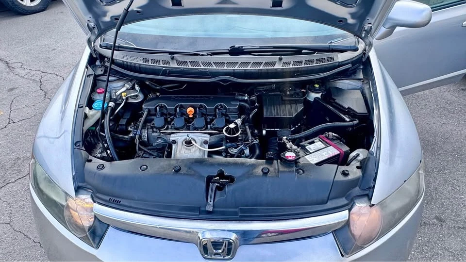 2008 Honda Civic 8th Gen - Image 15 of 16