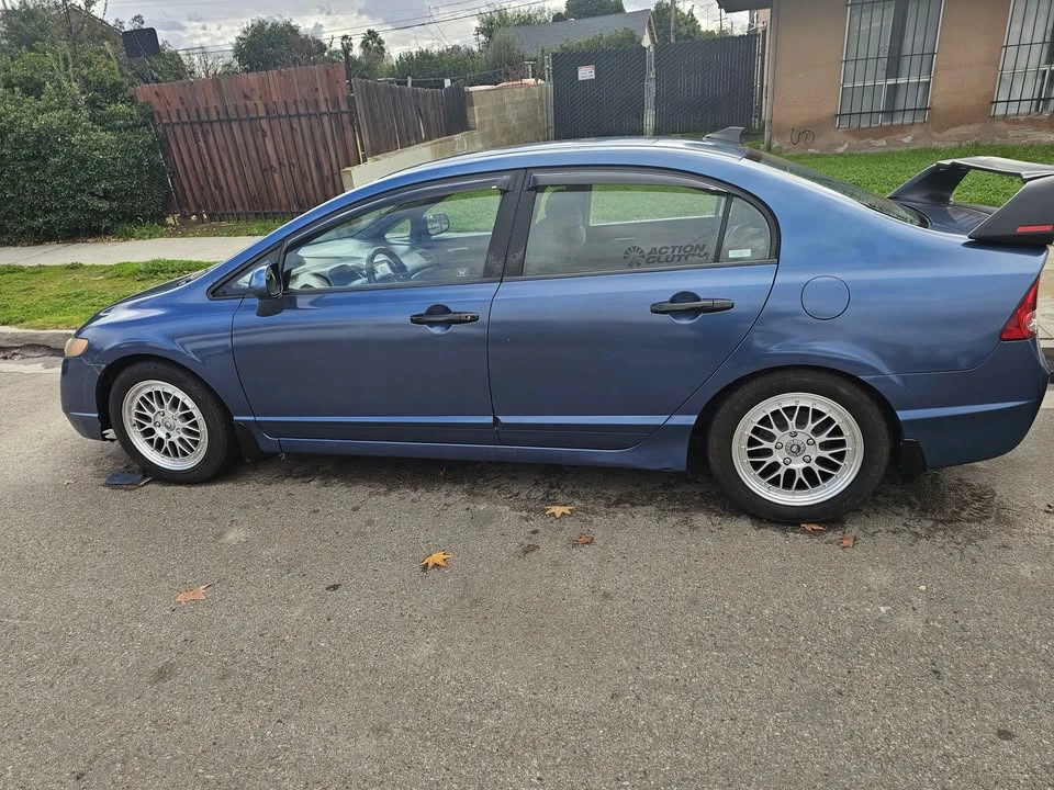 2008 Honda Civic 8th Gen - Image 4 of 12