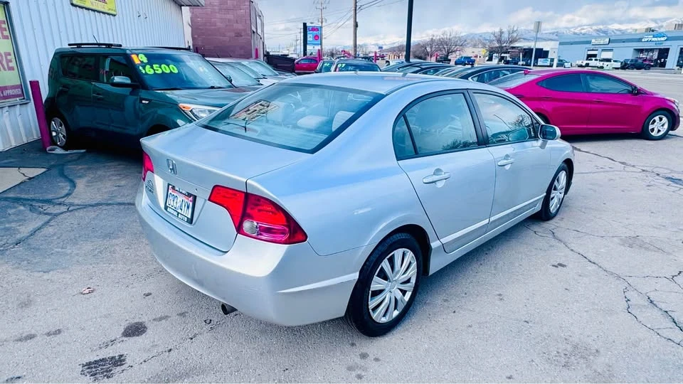 2008 Honda Civic 8th Gen - Image 5 of 16