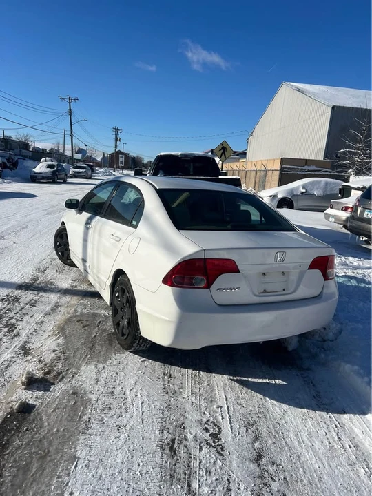 2008 Honda Civic 8th Gen - Image 7 of 20
