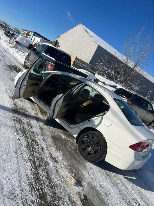 2008 Honda Civic 8th Gen - Image 10 of 20