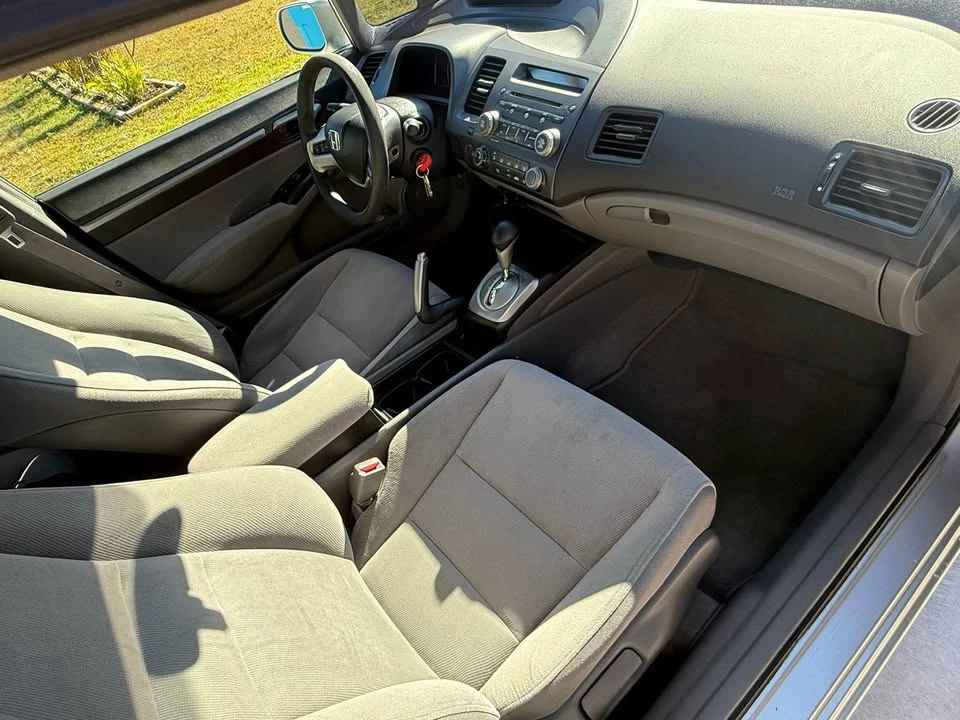 2008 Honda Civic 8th Gen - Image 6 of 14