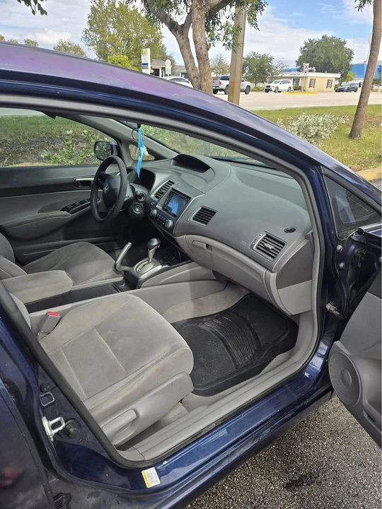 2008 Honda Civic 8th Gen - Image 11 of 15