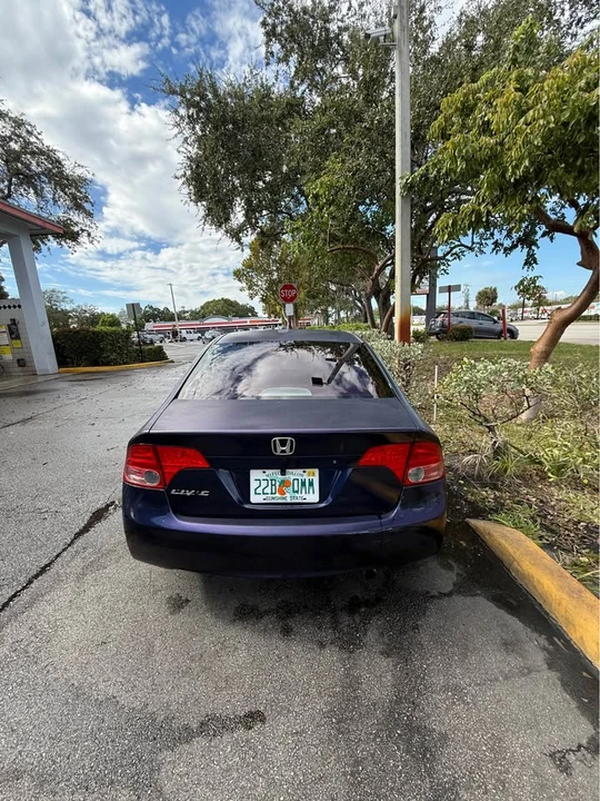 2008 Honda Civic 8th Gen - Image 8 of 15