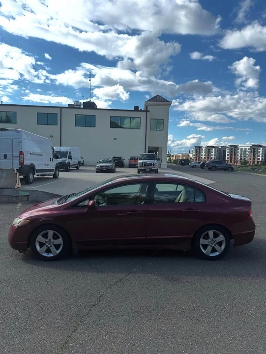 2008 Honda Civic 8th Gen - Image 2 of 10