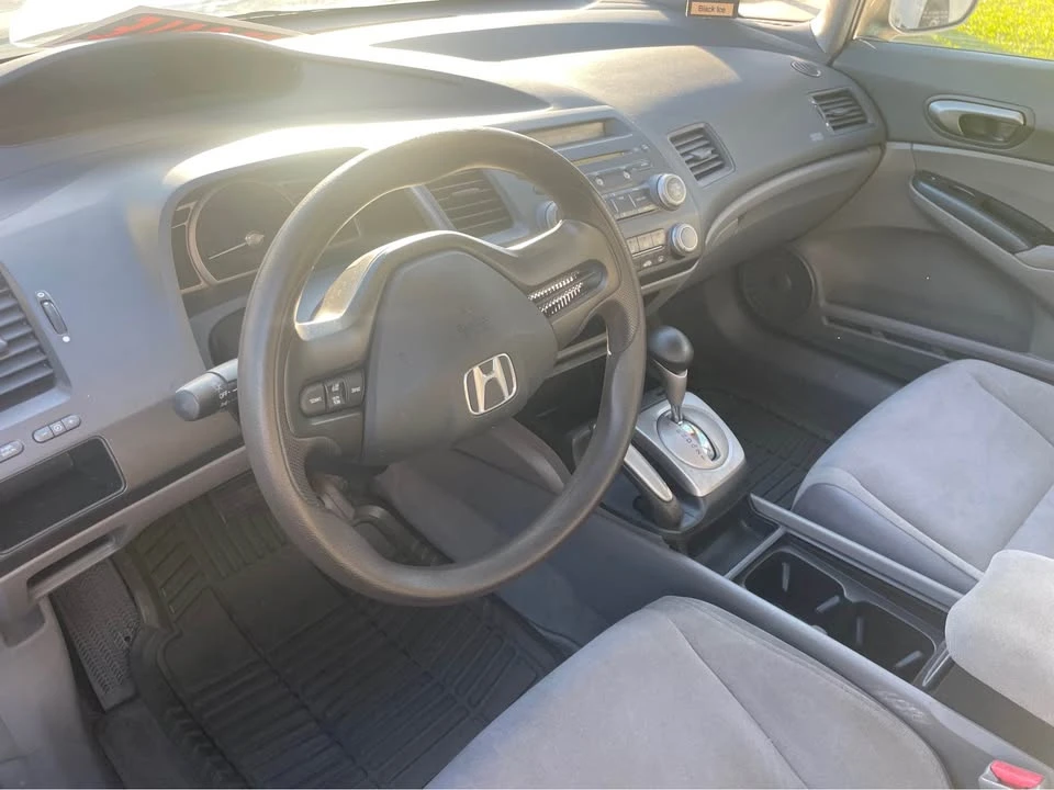2008 Honda Civic 8th Gen - Image 3 of 13