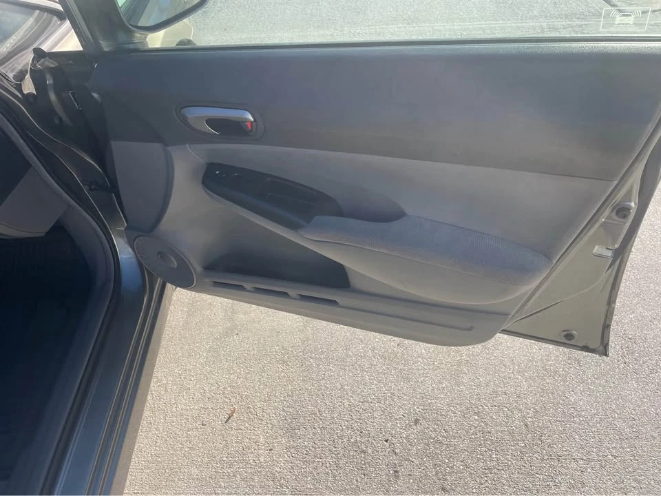 2008 Honda Civic 8th Gen - Image 9 of 13