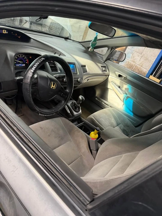 2008 Honda Civic 8th Gen - Image 3 of 7