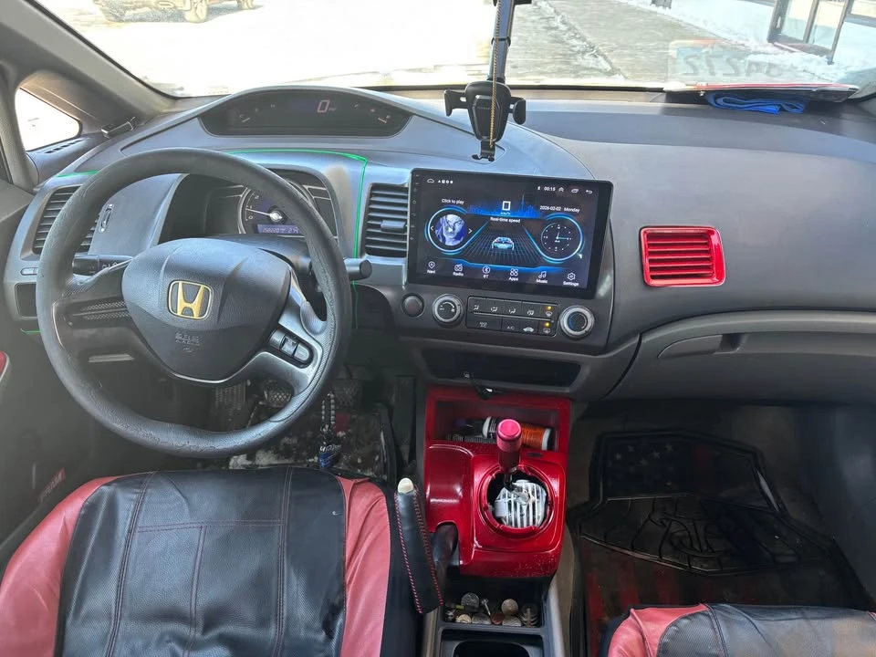 2008 Honda Civic 8th Gen - Image 3 of 7