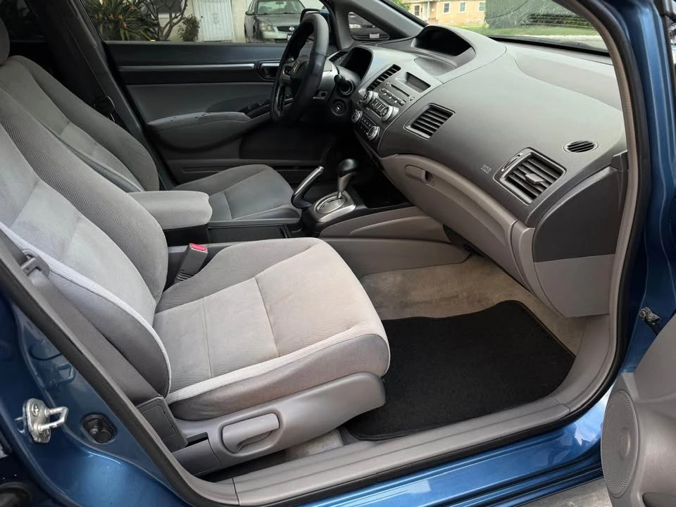 2008 Honda Civic 8th Gen - Image 5 of 13