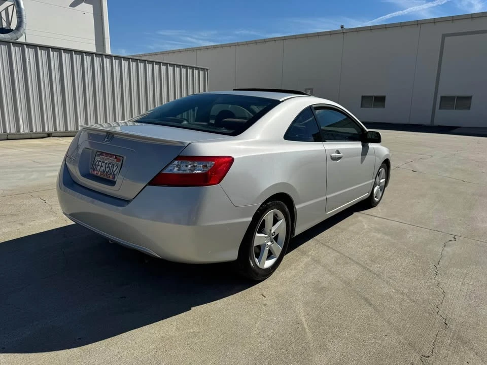 2008 Honda Civic 8th Gen - Image 4 of 18