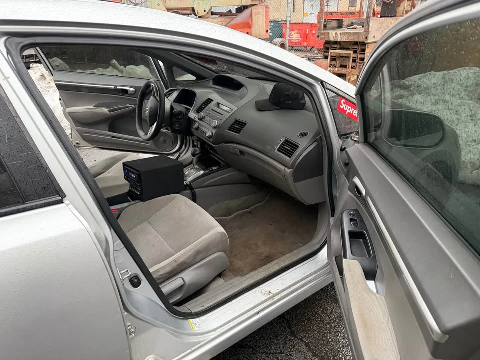 2008 Honda Civic 8th Gen - Image 6 of 9