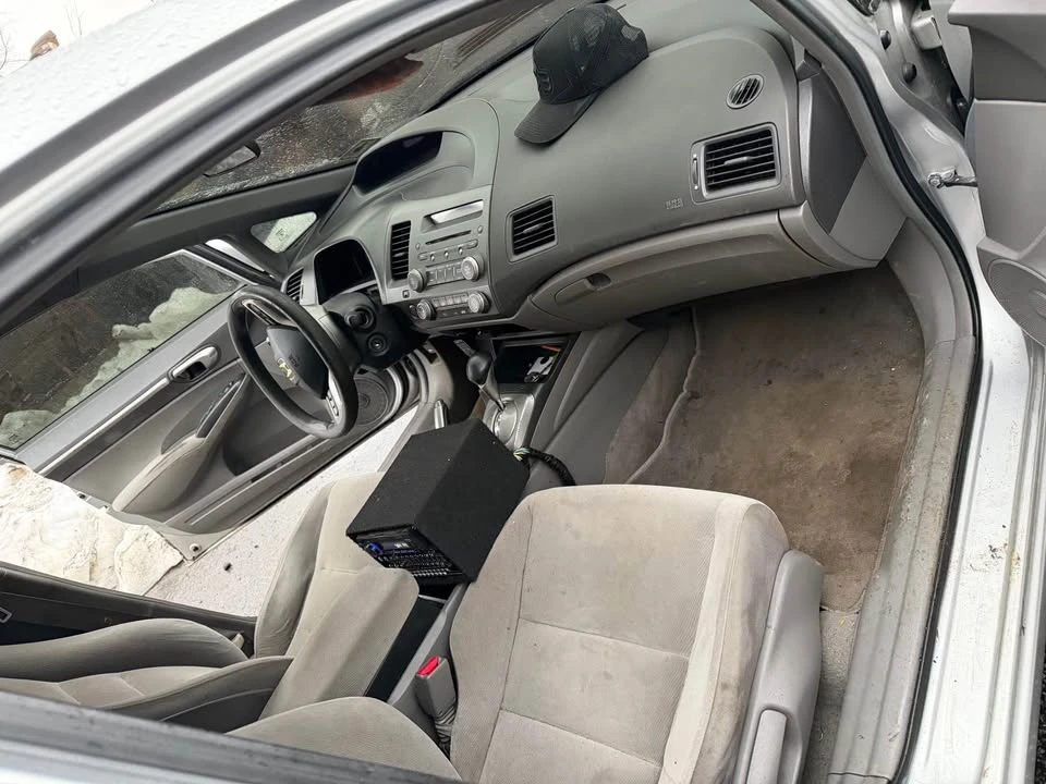 2008 Honda Civic 8th Gen - Image 7 of 9
