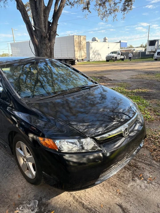 2008 Honda Civic 8th Gen - Image 3 of 11