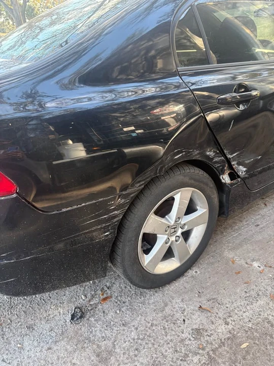 2008 Honda Civic 8th Gen - Image 6 of 11