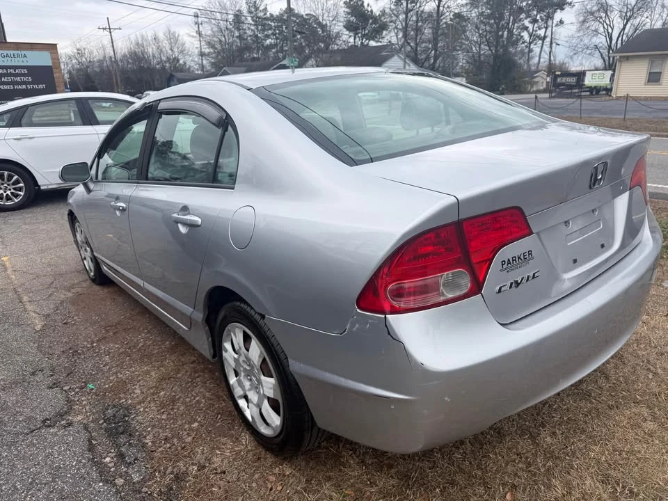 2008 Honda Civic 8th Gen - Image 3 of 12