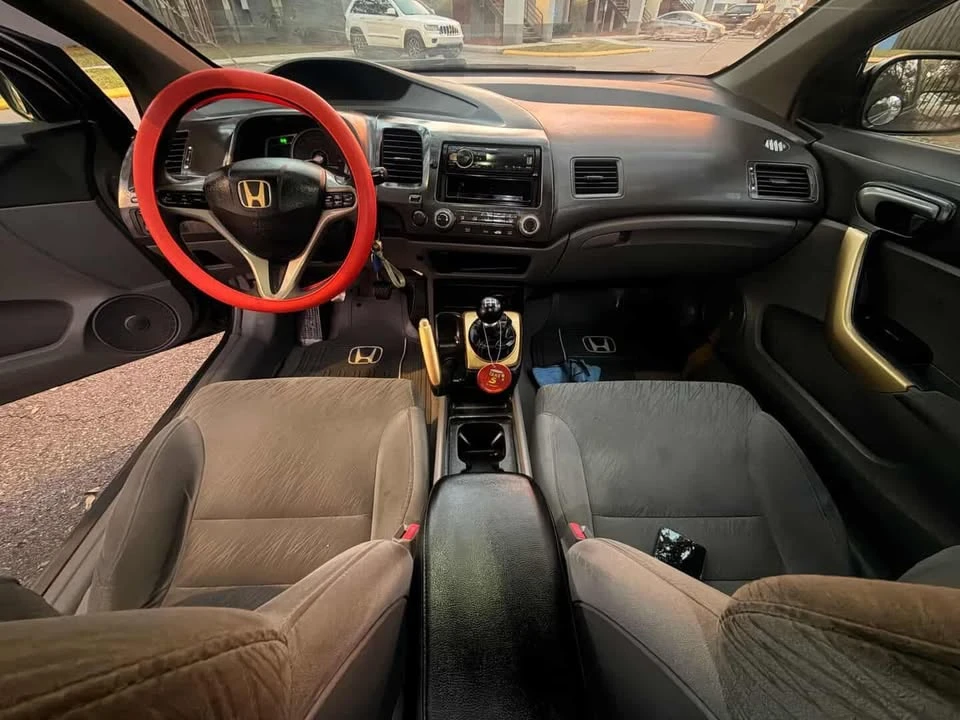 2008 Honda Civic 8th Gen - Image 7 of 10