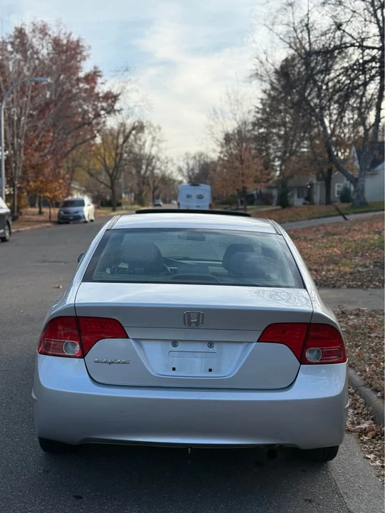 2008 Honda Civic 8th Gen - Image 6 of 19