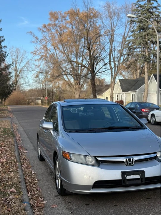 2008 Honda Civic 8th Gen - Image 3 of 19