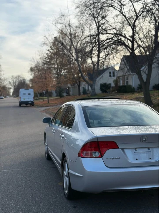2008 Honda Civic 8th Gen - Image 7 of 19