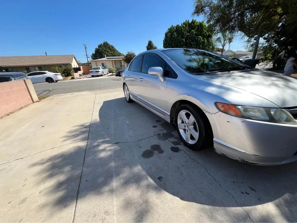 2008 Honda Civic 8th Gen - Image 4 of 7