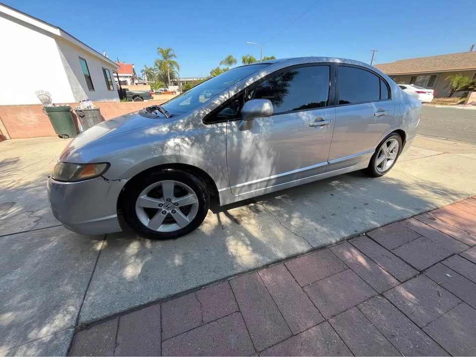 2008 Honda Civic 8th Gen - Image 5 of 7