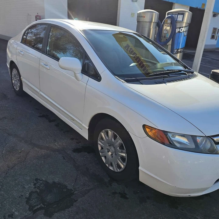 2008 Honda Civic 8th Gen - Image 3 of 12