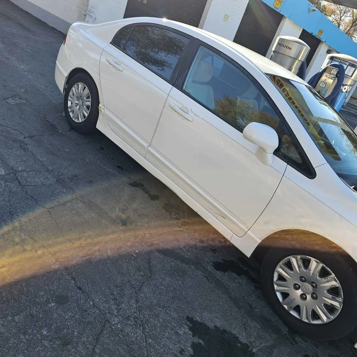 2008 Honda Civic 8th Gen - Image 4 of 12
