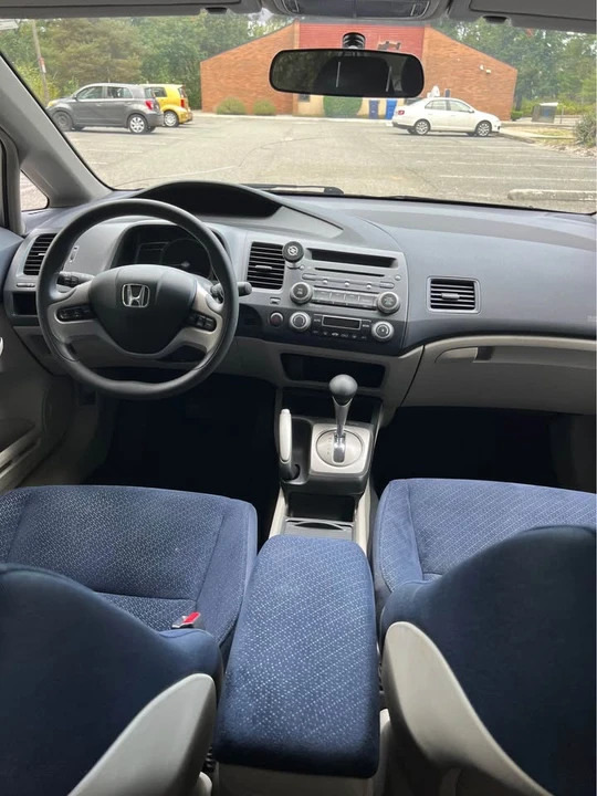 2008 Honda Civic 8th Gen - Image 6 of 8