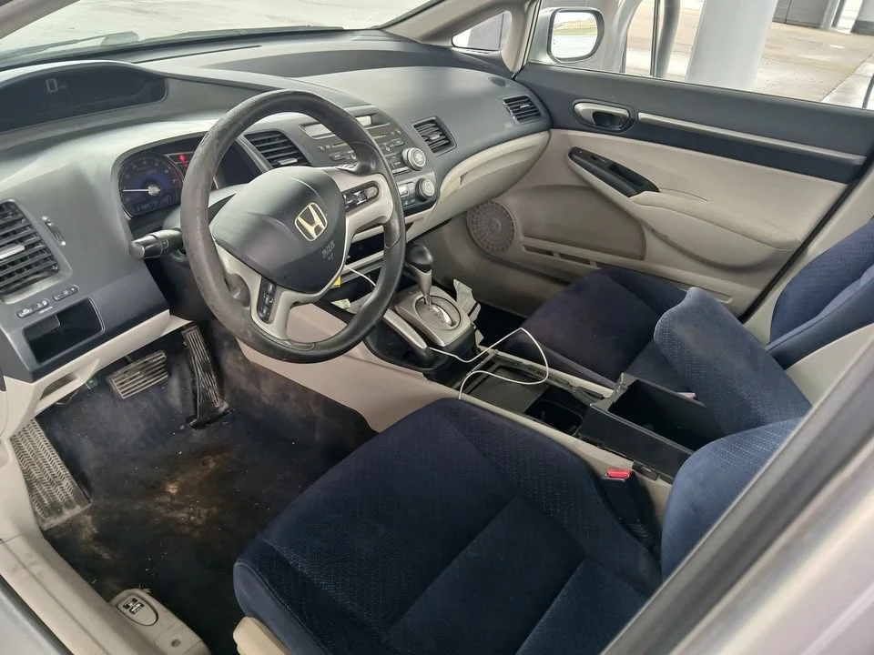 2008 Honda Civic 8th Gen - Image 8 of 15