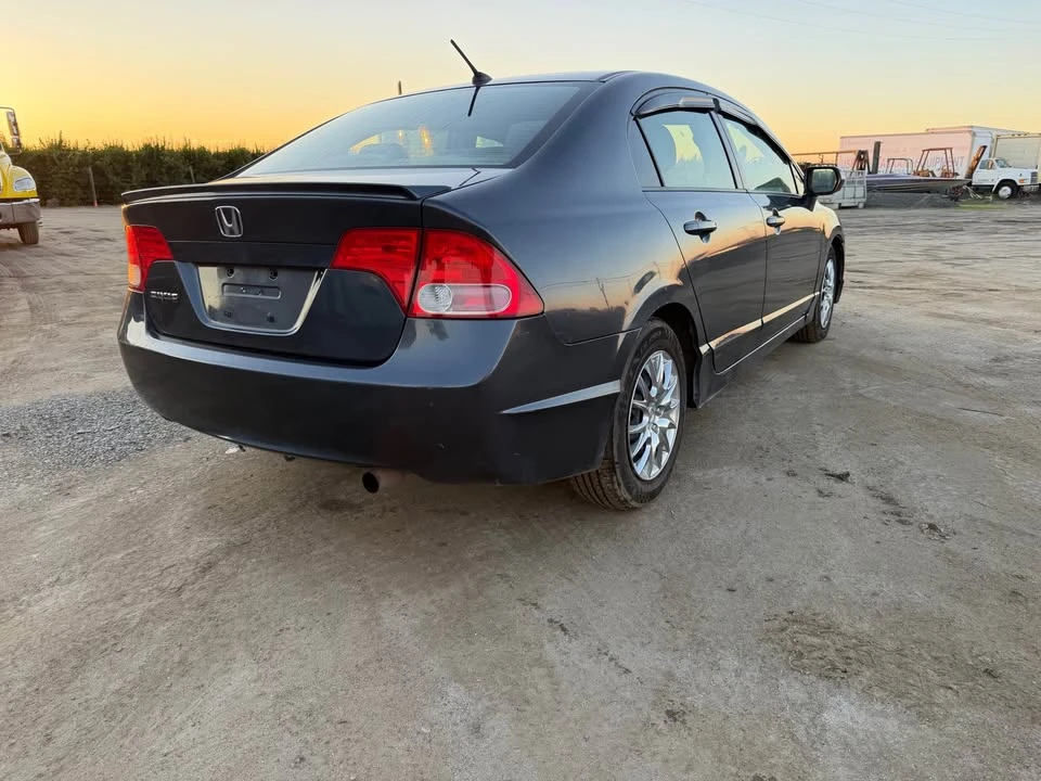 2008 Honda Civic 8th Gen - Image 3 of 8