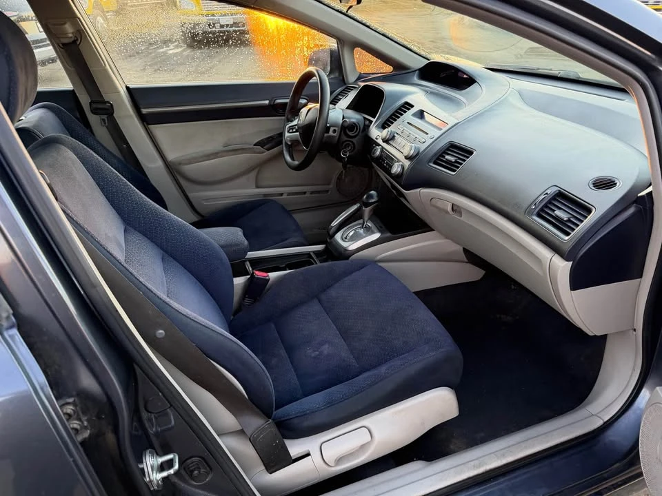 2008 Honda Civic 8th Gen - Image 5 of 8
