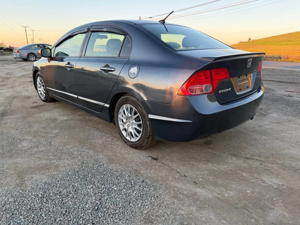 2008 Honda Civic 8th Gen - Image 2 of 8