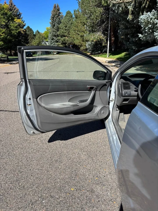 2008 Honda Civic 8th Gen - Image 8 of 19