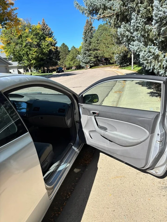 2008 Honda Civic 8th Gen - Image 10 of 19