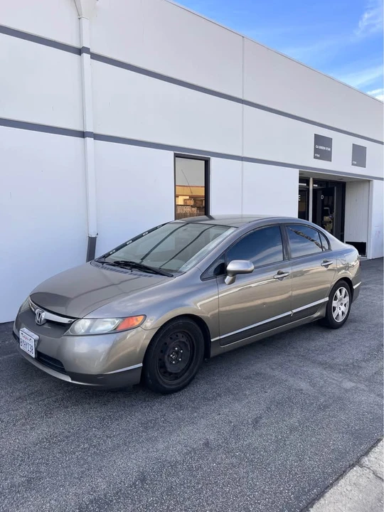 2008 Honda Civic 8th Gen - Image 2 of 10