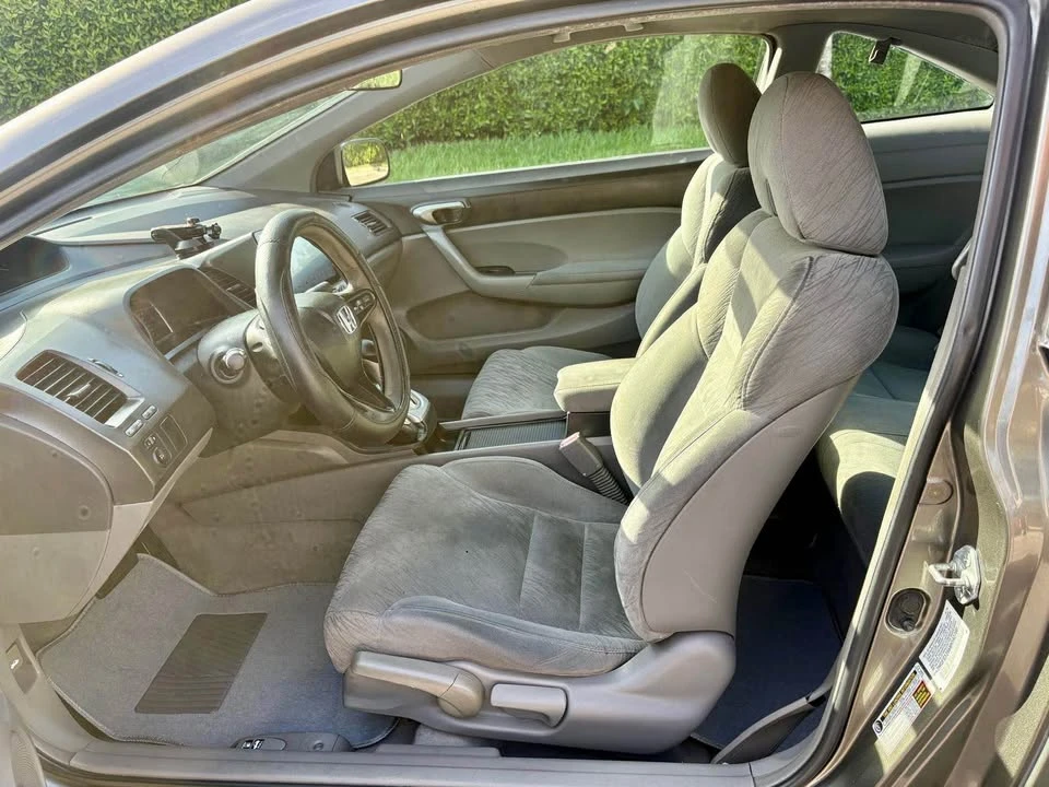 2008 Honda Civic 8th Gen - Image 8 of 16
