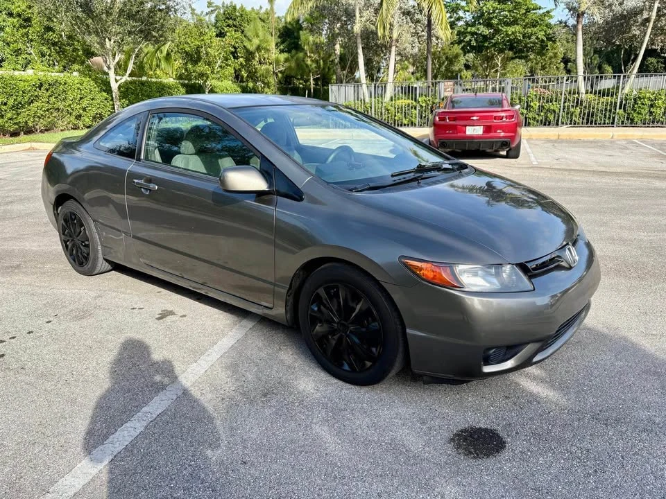 2008 Honda Civic 8th Gen - Image 10 of 16