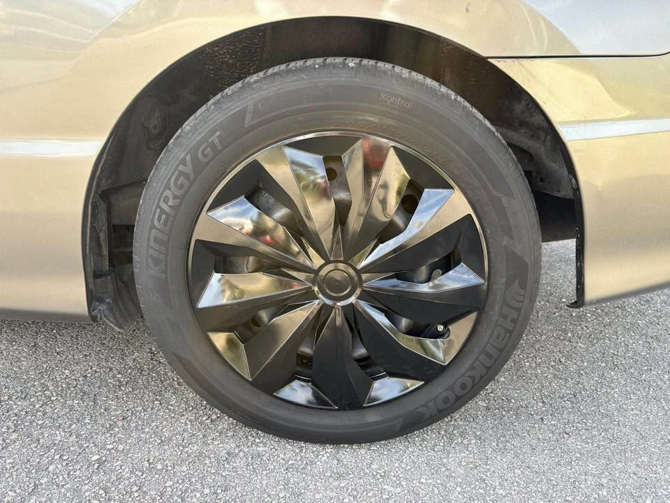 2008 Honda Civic 8th Gen - Image 15 of 16