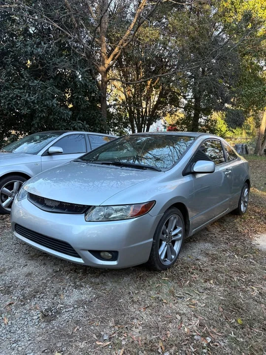 2008 Honda Civic 8th Gen - Image 2 of 11